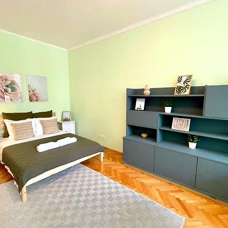 Bohemian Bright & Calm 2Br - Top Center - Private Balcony Sofia Zewnętrze zdjęcie
